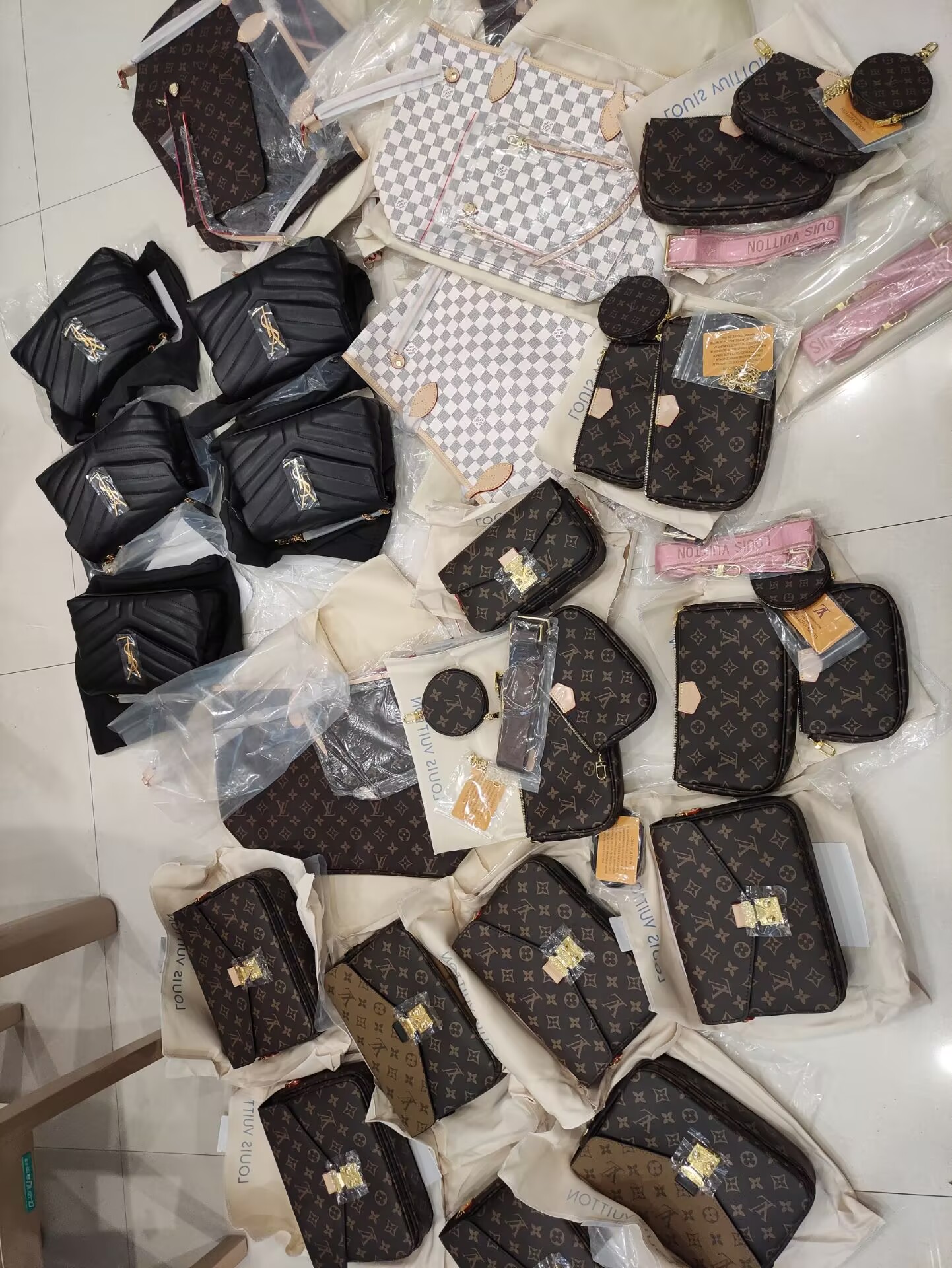 lv