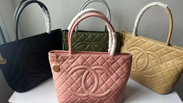 CHANEL BAG
