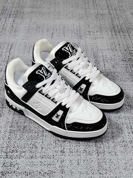 LV shoes orignal