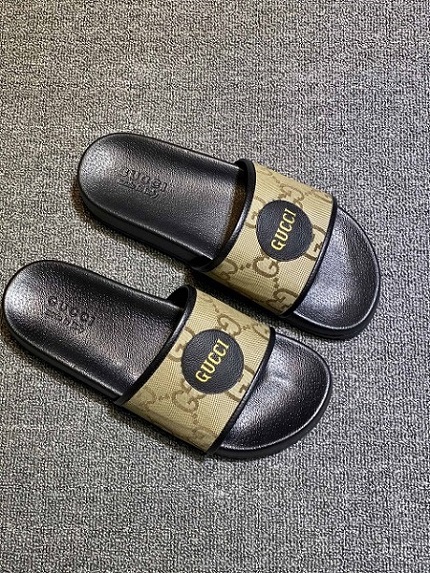 GUCCI SANDALS