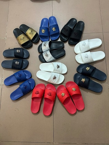 VERSACE