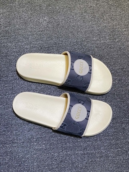 GUCCI SANDALS