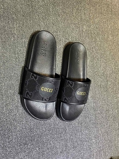 GUCCI SANDALS