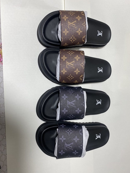 LV SANDALS